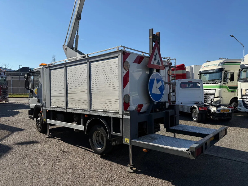 Iveco ML 100 ML100E18 custers skyworker 2009 - Lastebil: bilde 4 Iveco ML 100 ML100E18 custers skyworker 2009 - Lastebil: bilde 4