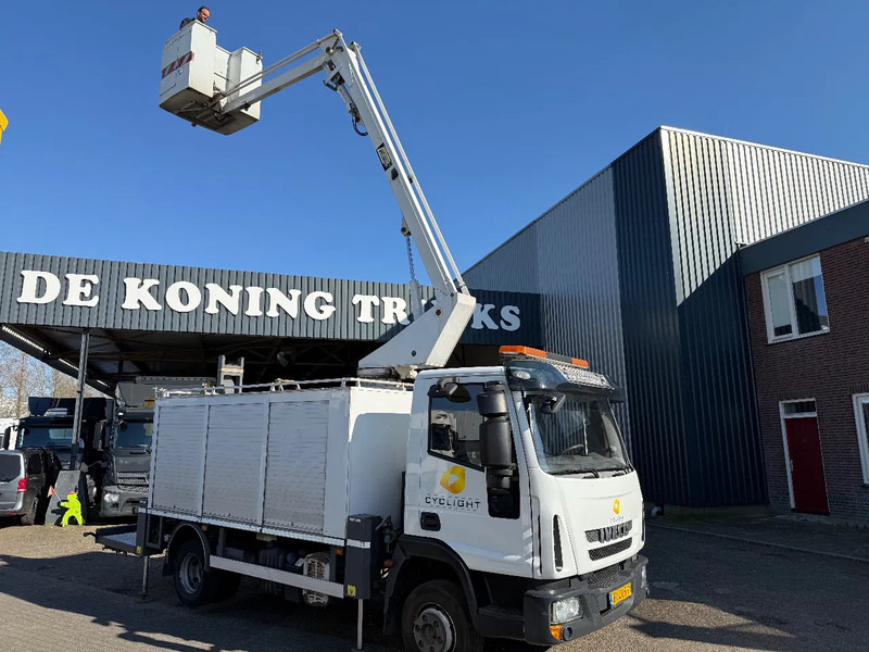 Iveco ML 100 ML100E18 custers skyworker 2009 - Lastebil: bilde 1 Iveco ML 100 ML100E18 custers skyworker 2009 - Lastebil: bilde 1