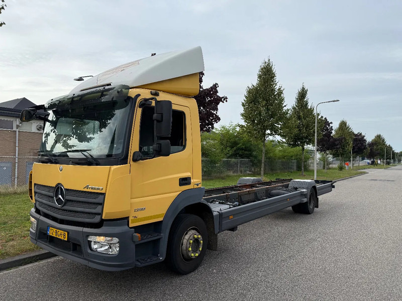 Mercedes-Benz Atego 1318 L - Chassis lastebil: bilde 2 Mercedes-Benz Atego 1318 L - Chassis lastebil: bilde 2