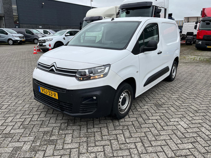 Citroën Berlingo Blue HDI 1,5, Airco, Nav, Bluetooth - Små varebil: bilde 1 Citroën Berlingo Blue HDI 1,5, Airco, Nav, Bluetooth - Små varebil: bilde 1