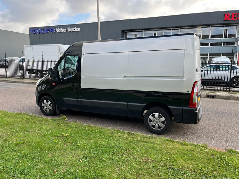 Renault Master 130.35 L2 H2 Airco, Inclusief werkplaats inrichting - Kassebil: bilde 4 Renault Master 130.35 L2 H2 Airco, Inclusief werkplaats inrichting - Kassebil: bilde 4