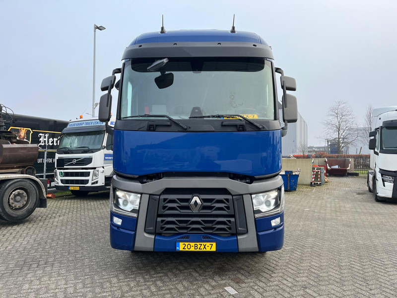 Renault T-11 SLEEPERCAB 380 P6X2 COMFORT - Skapbil: bilde 4 Renault T-11 SLEEPERCAB 380 P6X2 COMFORT - Skapbil: bilde 4