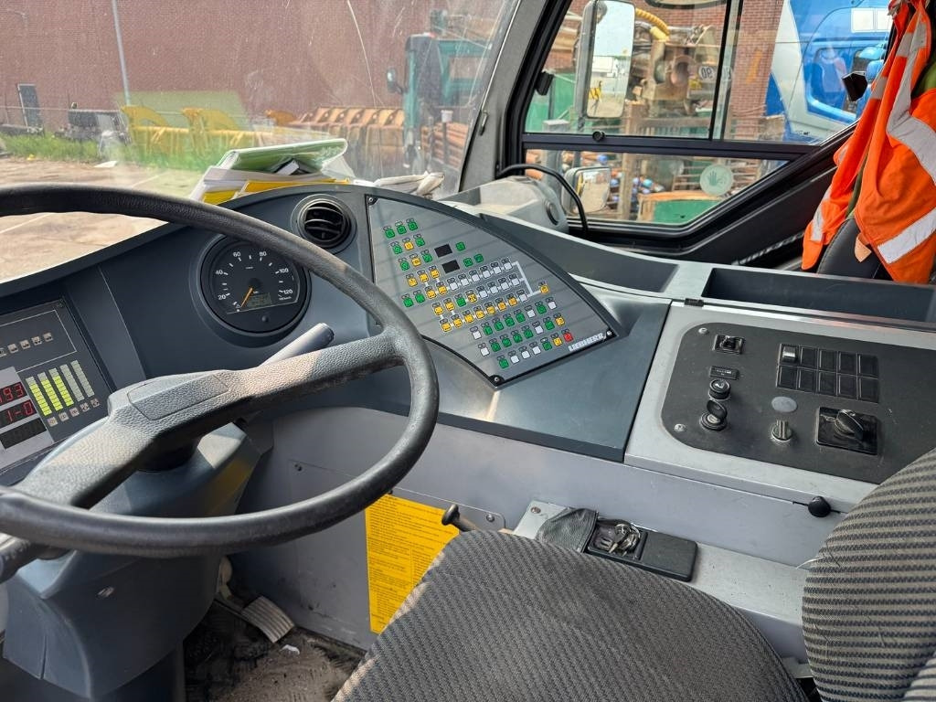 Allterrengkran Liebherr LTM 1070-4.1: bilde 14 Allterrengkran Liebherr LTM 1070-4.1: bilde 14