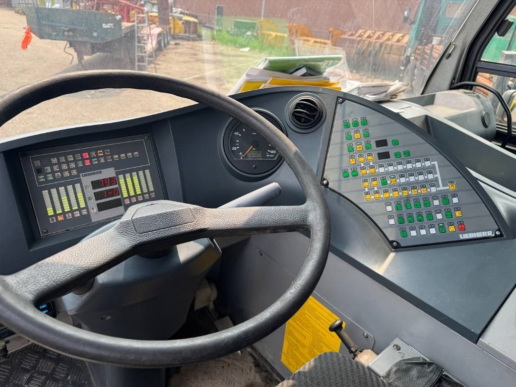 Allterrengkran Liebherr LTM 1070-4.1: bilde 15 Allterrengkran Liebherr LTM 1070-4.1: bilde 15