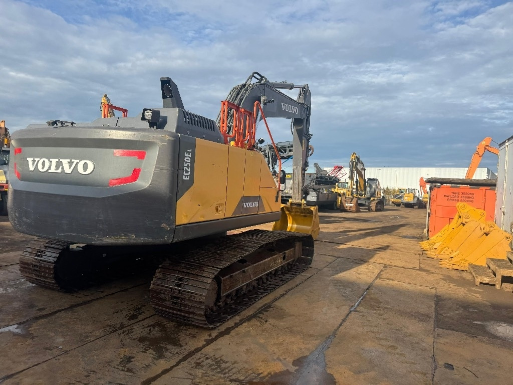 Volvo EC 250 EL - Beltegraver: bilde 5 Volvo EC 250 EL - Beltegraver: bilde 5