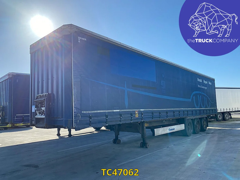 Krone - Gardintrailer: bilde 1 Krone - Gardintrailer: bilde 1