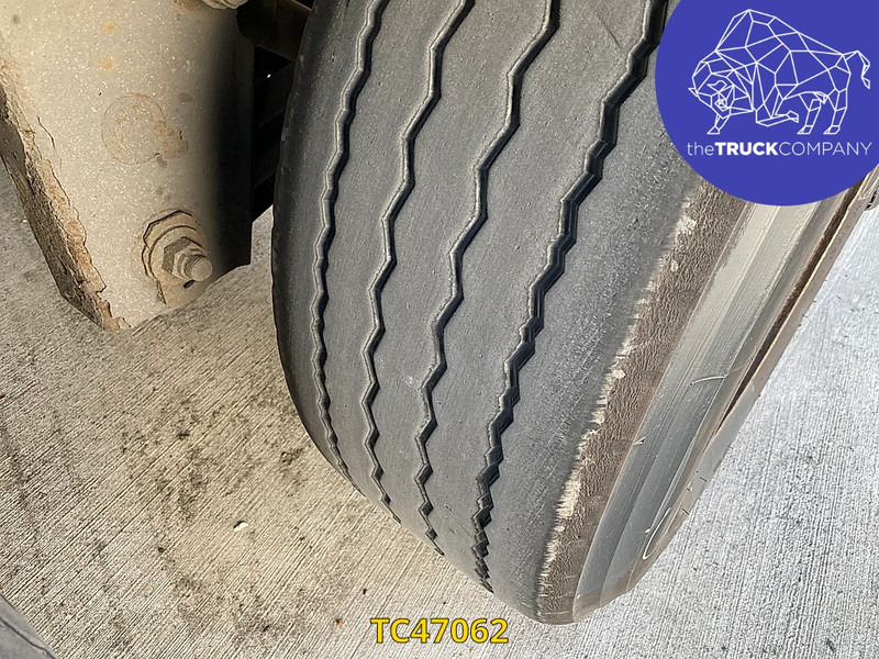 Krone - Gardintrailer: bilde 2 Krone - Gardintrailer: bilde 2