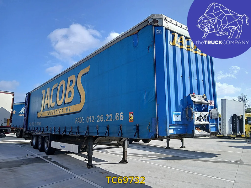 Krone - Gardintrailer: bilde 1 Krone - Gardintrailer: bilde 1