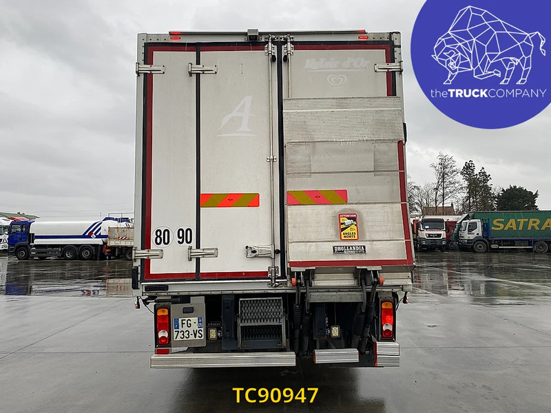 Renault D 210 - Lastebil med kjøl: bilde 4 Renault D 210 - Lastebil med kjøl: bilde 4