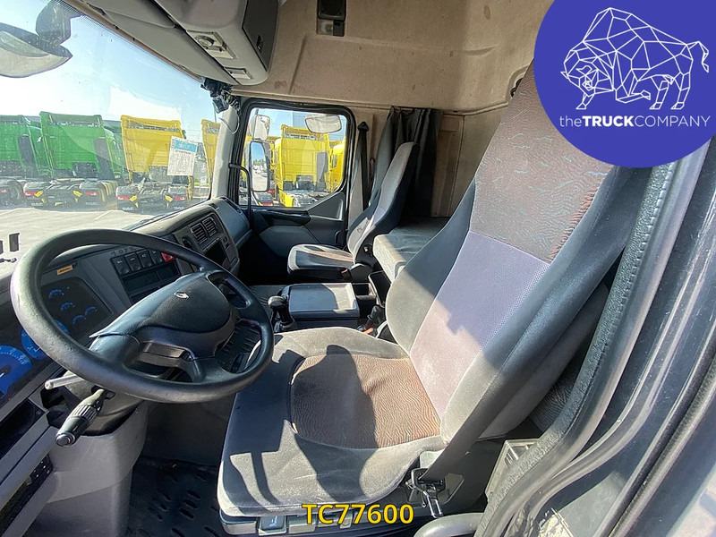 Renault Premium 320 - Kapellbil: bilde 5 Renault Premium 320 - Kapellbil: bilde 5
