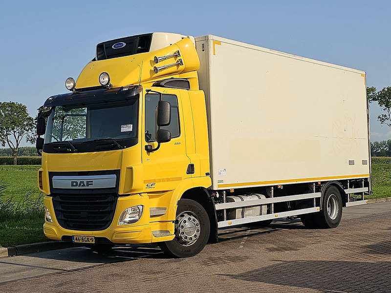 DAF CF 220 - Lastebil med kjøl: bilde 2 DAF CF 220 - Lastebil med kjøl: bilde 2