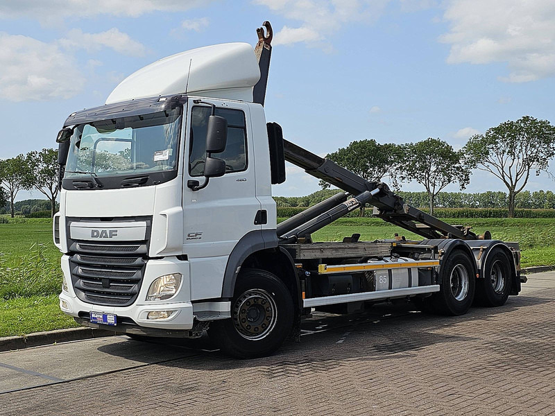 DAF CF 460 6X2 FAS AJK 20T HOOK - Krokbil: bilde 2 DAF CF 460 6X2 FAS AJK 20T HOOK - Krokbil: bilde 2
