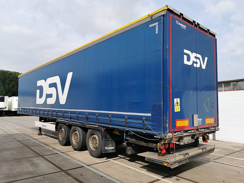 Krone SDP 02 BÄR 2 TONS TAILLIFT - Gardintrailer: bilde 5 Krone SDP 02 BÄR 2 TONS TAILLIFT - Gardintrailer: bilde 5