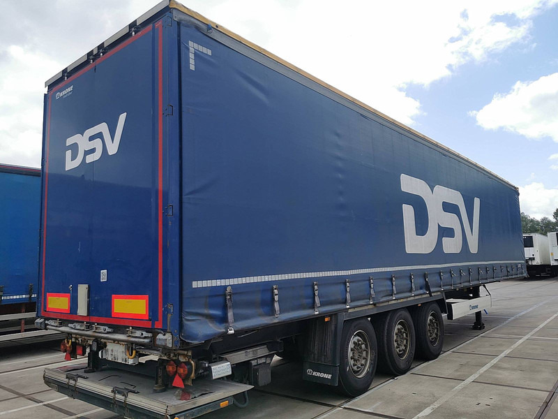 Krone SDP 02 BÄR 2 TONS TAILLIFT - Gardintrailer: bilde 2 Krone SDP 02 BÄR 2 TONS TAILLIFT - Gardintrailer: bilde 2