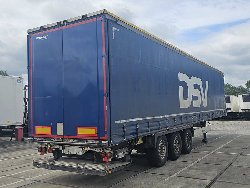 Krone SDP 02 BÄR 2 TONS TAILLIFT - Gardintrailer: bilde 2 Krone SDP 02 BÄR 2 TONS TAILLIFT - Gardintrailer: bilde 2