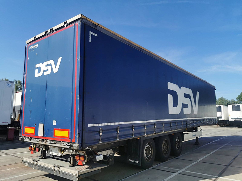 Krone SDP 02 BÄR 2 TONS TAILLIFT - Gardintrailer: bilde 2 Krone SDP 02 BÄR 2 TONS TAILLIFT - Gardintrailer: bilde 2