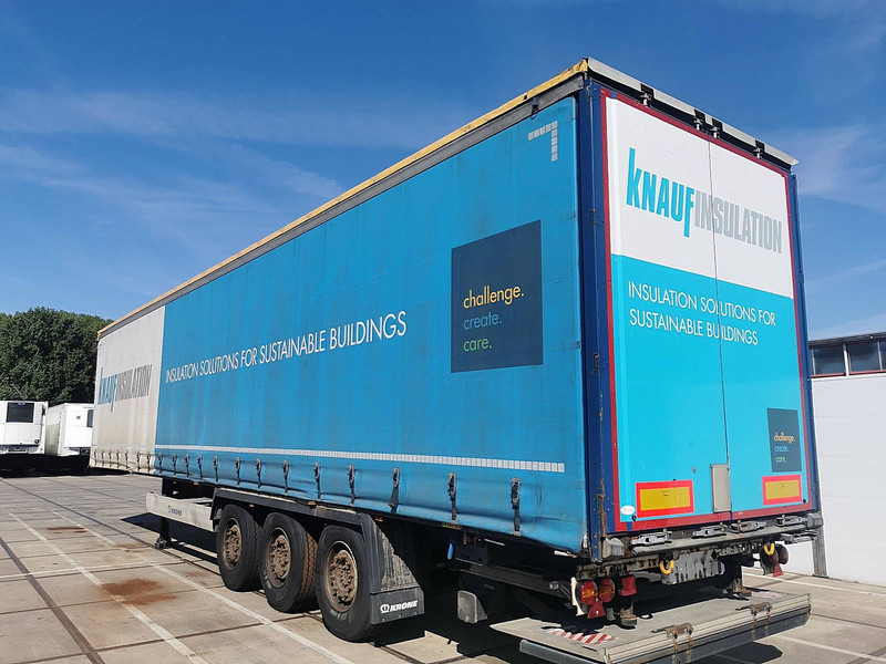 Krone SDP 02 BÄR 2 TONS TAILLIFT - Gardintrailer: bilde 5 Krone SDP 02 BÄR 2 TONS TAILLIFT - Gardintrailer: bilde 5