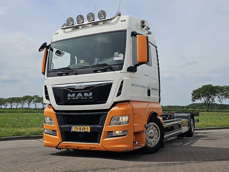 MAN 18.400 TGX XLX 4X2 2T LIFT INT. - Container-transport/ Vekselflak lastebil: bilde 1 MAN 18.400 TGX XLX 4X2 2T LIFT INT. - Container-transport/ Vekselflak lastebil: bilde 1