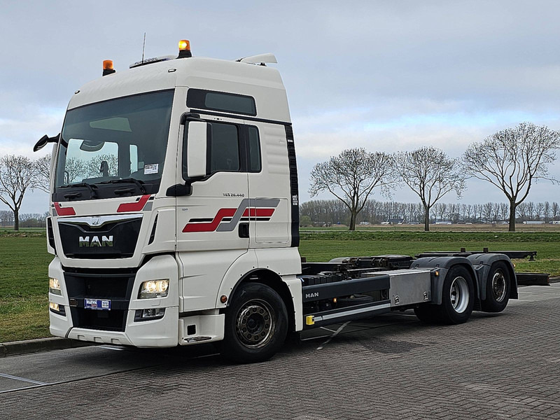MAN 26.440 TGX 6x2*4 - Container-transport/ Vekselflak lastebil: bilde 2 MAN 26.440 TGX 6x2*4 - Container-transport/ Vekselflak lastebil: bilde 2