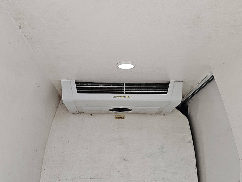 Leie Renault Master T35 frigo konvekta EURO6 Renault Master T35 frigo konvekta EURO6: bilde 12 Leie Renault Master T35 frigo konvekta EURO6 Renault Master T35 frigo konvekta EURO6: bilde 12