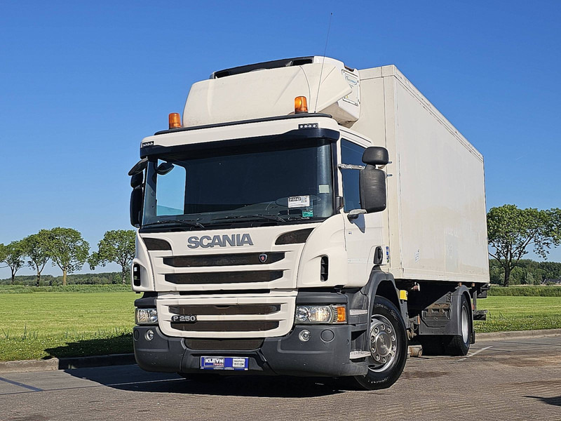 Scania P250 286 tkm - Lastebil med kjøl: bilde 1 Scania P250 286 tkm - Lastebil med kjøl: bilde 1