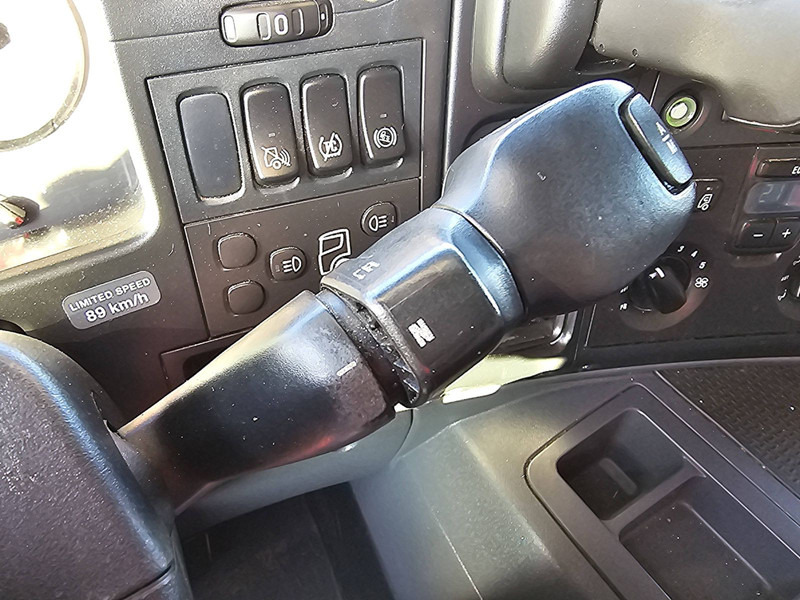 Lastebil med kjøl Scania P250 CARRIER LIFT 286TKM: bilde 10