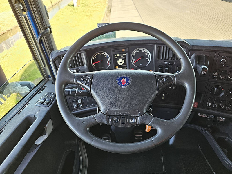 Interior photo 2: Krokbil Scania R500 V8 6X2 RETARDER