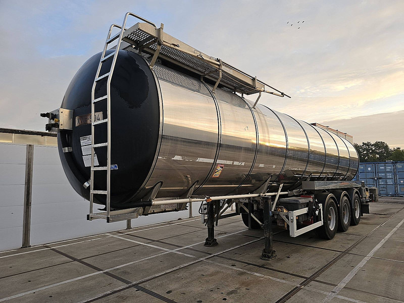 Feldbinder TSA 30,3-1 - Semitrailer: bilde 1 Feldbinder TSA 30,3-1 - Semitrailer: bilde 1