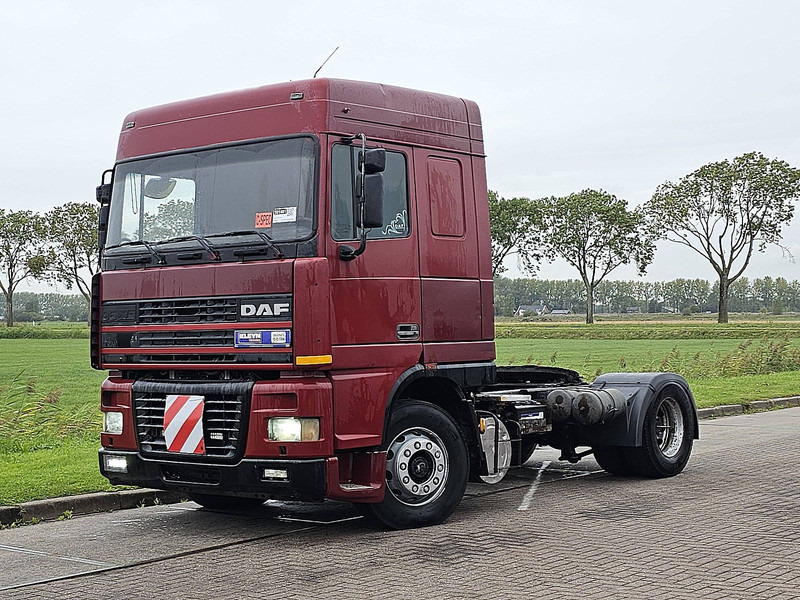 DAF XF 95.380 SPACECAB EURO 2 - Trekkvogn: bilde 2 DAF XF 95.380 SPACECAB EURO 2 - Trekkvogn: bilde 2
