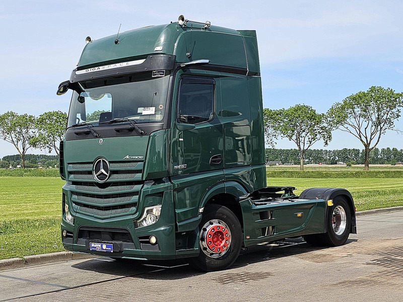 Mercedes-Benz ACTROS 1863 GIGA SOLOSTAR ADR - Trekkvogn: bilde 2 Mercedes-Benz ACTROS 1863 GIGA SOLOSTAR ADR - Trekkvogn: bilde 2