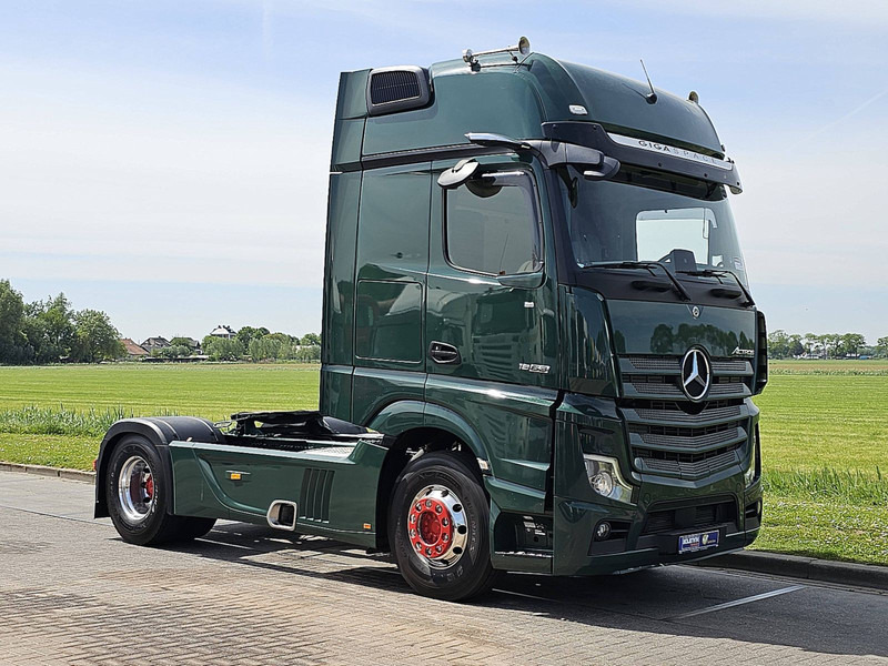 Mercedes-Benz ACTROS 1863 GIGA SOLOSTAR ADR - Trekkvogn: bilde 5 Mercedes-Benz ACTROS 1863 GIGA SOLOSTAR ADR - Trekkvogn: bilde 5