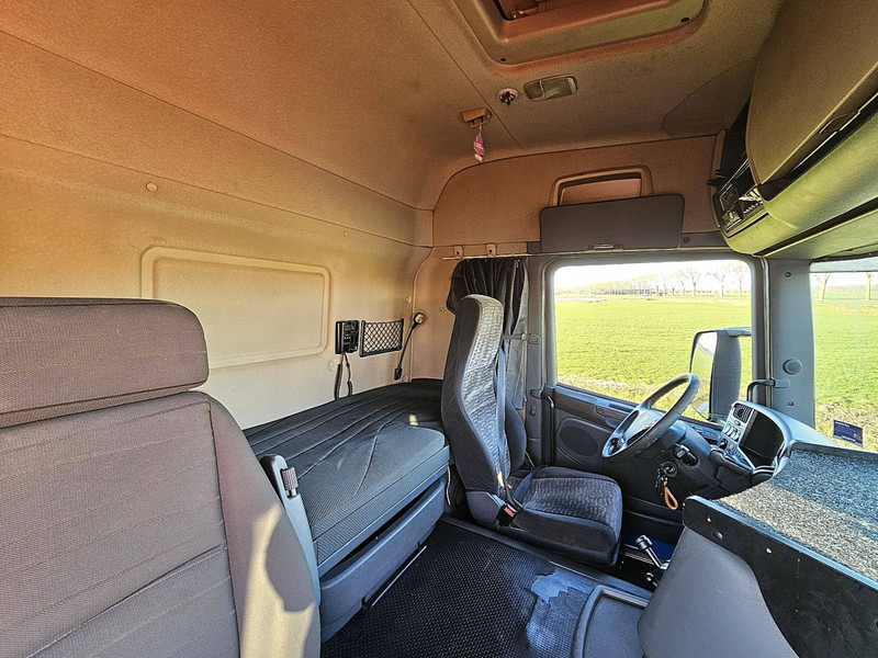 Interior photo 3: Trekkvogn Scania G440 HIGHLINE RETARDER