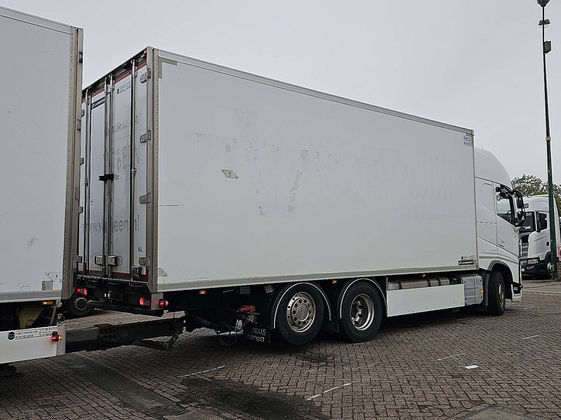 Volvo FH 460 6X2 LAMBERET COMBI - Lastebil med kjøl: bilde 3 Volvo FH 460 6X2 LAMBERET COMBI - Lastebil med kjøl: bilde 3