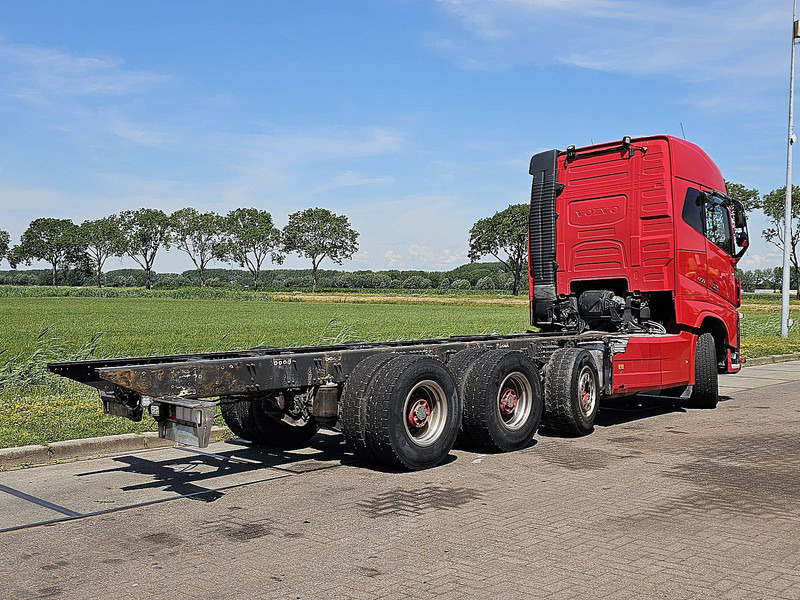 Volvo FH 650 8X4 RETARDER - Chassis lastebil: bilde 3 Volvo FH 650 8X4 RETARDER - Chassis lastebil: bilde 3