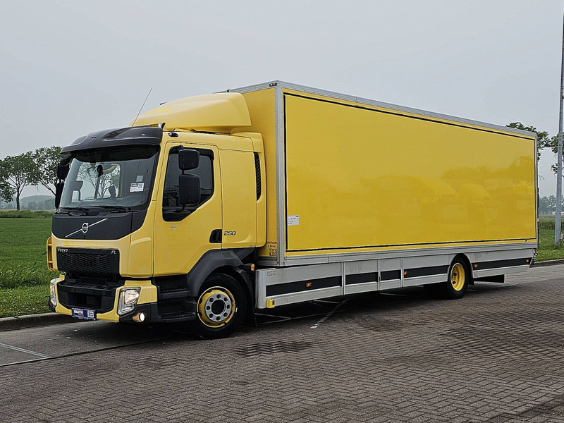 Volvo FL 250.12 TAILLIFT AIRCO DOORS - Skapbil: bilde 2 Volvo FL 250.12 TAILLIFT AIRCO DOORS - Skapbil: bilde 2