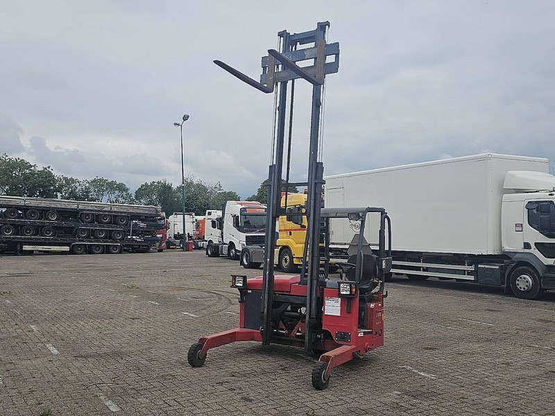 Moffet mounty M4 20.1 1WD 3.6M HIGH - Teleskoplastere: bilde 2 Moffet mounty M4 20.1 1WD 3.6M HIGH - Teleskoplastere: bilde 2