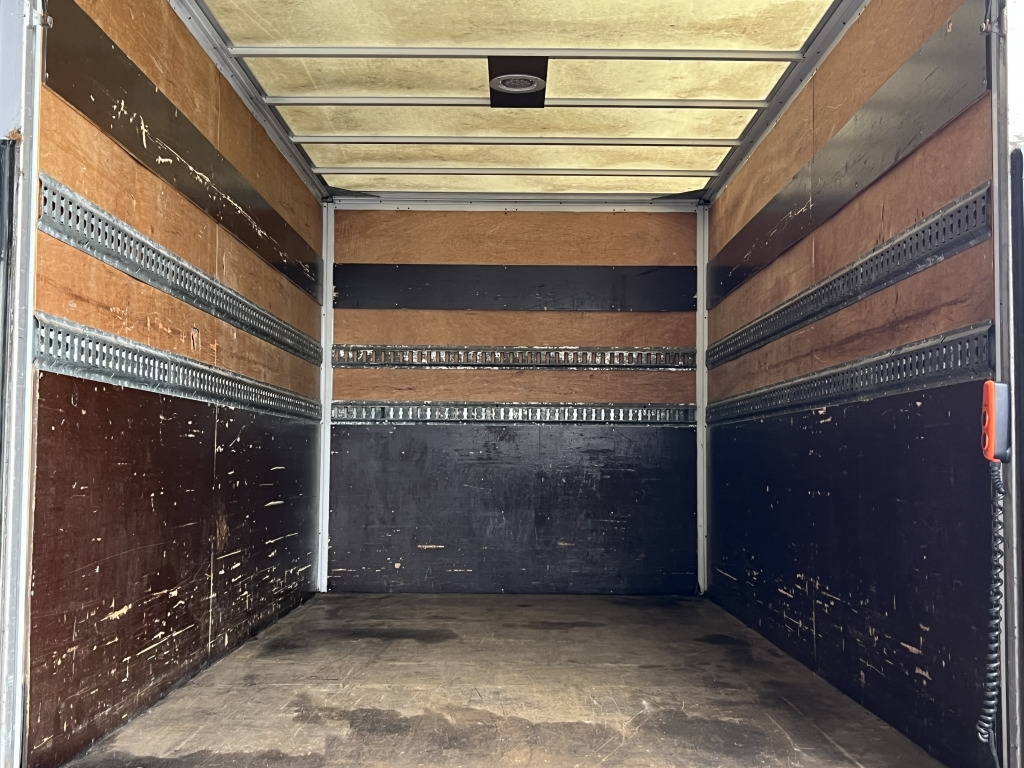 Iveco Daily 35C18 3.0 Euro4 Tempomat 4,15m Koffer+ LBW - Varebil med skap: bilde 2 Iveco Daily 35C18 3.0 Euro4 Tempomat 4,15m Koffer+ LBW - Varebil med skap: bilde 2