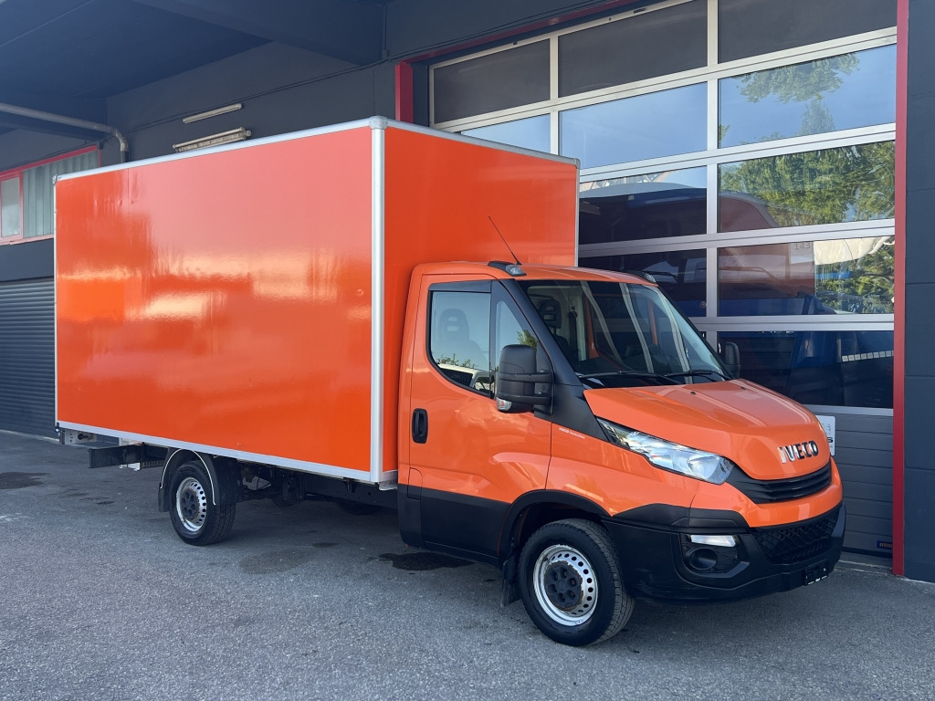 Iveco Daily 35S14 Thermokoffer 4,35m Klima Automatik!! - Varebil med skap: bilde 1 Iveco Daily 35S14 Thermokoffer 4,35m Klima Automatik!! - Varebil med skap: bilde 1