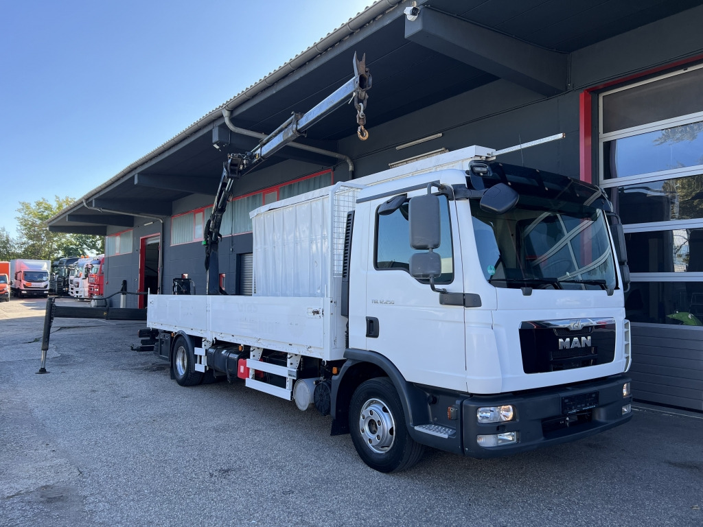 MAN TGL 12.250 6m Glasreff Palfinger PK-8501K Klima - Planbil, Kranbil: bilde 5 MAN TGL 12.250 6m Glasreff Palfinger PK-8501K Klima - Planbil, Kranbil: bilde 5