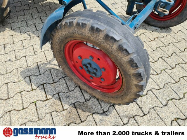 Bulldog D2206 - Traktor: bilde 4 Bulldog D2206 - Traktor: bilde 4