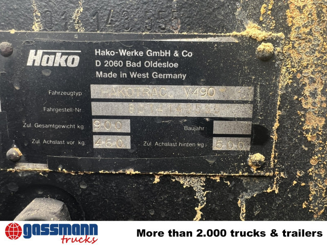 Hako V 490 mit Schneeschild und Ketten - Kommunale traktor: bilde 2 Hako V 490 mit Schneeschild und Ketten - Kommunale traktor: bilde 2