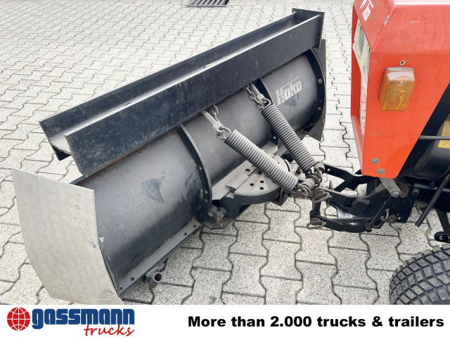 Hako V 490 mit Schneeschild und Ketten - Kommunale traktor: bilde 5 Hako V 490 mit Schneeschild und Ketten - Kommunale traktor: bilde 5