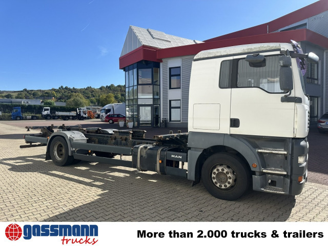 Container-transport/ Vekselflak lastebil MAN TGA 18.360 LL 4x2, Fahrschule: bilde 9