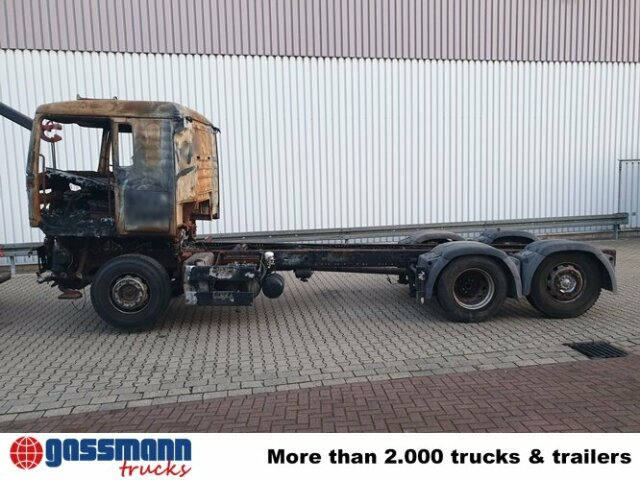 MAN TGA 26.440 6x2 BL Brandschaden - Chassis lastebil: bilde 4 MAN TGA 26.440 6x2 BL Brandschaden - Chassis lastebil: bilde 4