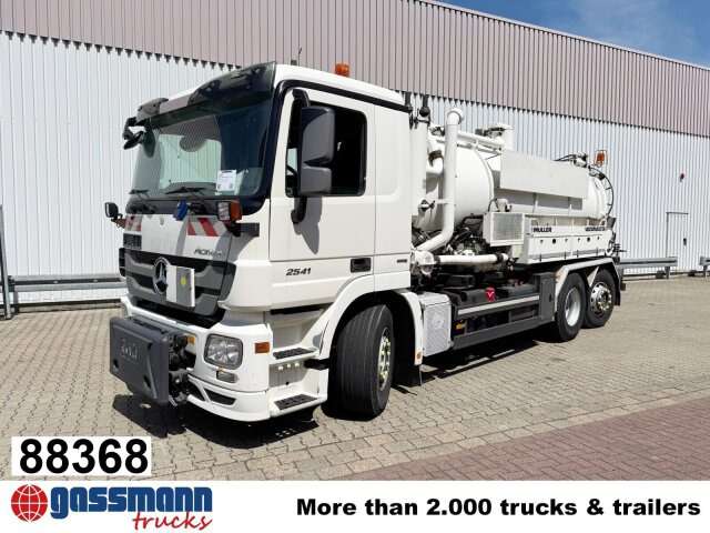 Mercedes-Benz Actros 2541 L 6x2, Müller Saug-/Spülwagen ca. - Feiebil: bilde 1 Mercedes-Benz Actros 2541 L 6x2, Müller Saug-/Spülwagen ca. - Feiebil: bilde 1