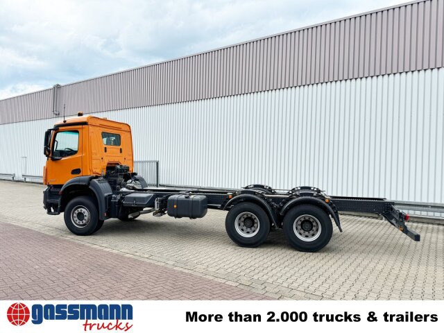 Mercedes-Benz Arocs 2633 6x4, 2x Nebenantrieb - Chassis lastebil: bilde 2 Mercedes-Benz Arocs 2633 6x4, 2x Nebenantrieb - Chassis lastebil: bilde 2