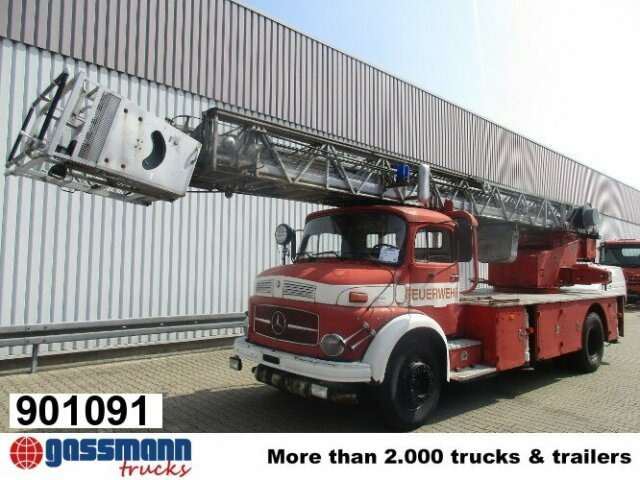 Mercedes-Benz L 1519 4x2 Feuerwehr Drehleiter DL30 - Brannbil: bilde 1 Mercedes-Benz L 1519 4x2 Feuerwehr Drehleiter DL30 - Brannbil: bilde 1