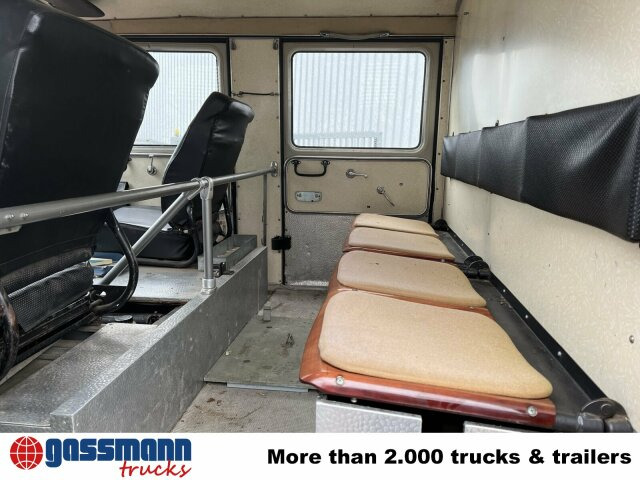 Mercedes-Benz LF 1113 B 4x2 Doka, TLF 16/25 - Brannbil: bilde 5 Mercedes-Benz LF 1113 B 4x2 Doka, TLF 16/25 - Brannbil: bilde 5