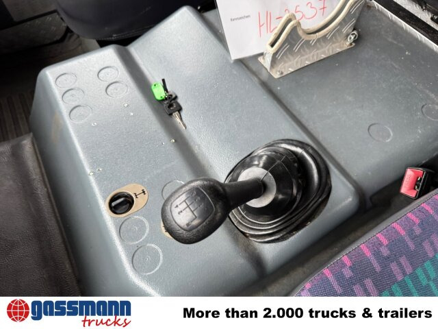 Mercedes-Benz LK 814 F 4x2 Doka, Löschfahrzeug LF8/6 - Brannbil: bilde 3 Mercedes-Benz LK 814 F 4x2 Doka, Löschfahrzeug LF8/6 - Brannbil: bilde 3