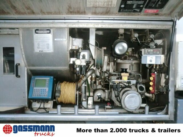 Mercedes-Benz SK 1824 L 4x2, Esterer Tankaufbau ca. 13.100l, 2 - Tankbil: bilde 2 Mercedes-Benz SK 1824 L 4x2, Esterer Tankaufbau ca. 13.100l, 2 - Tankbil: bilde 2